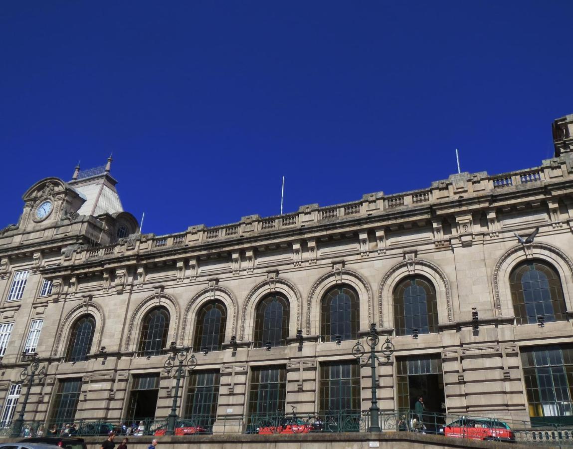 Porto National Theatre Trendy Houses Exterior foto